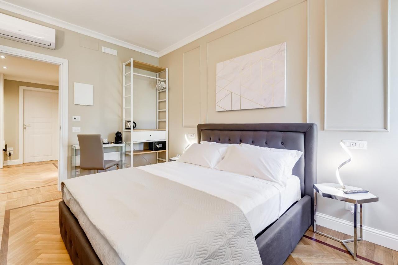Standard Double Suite